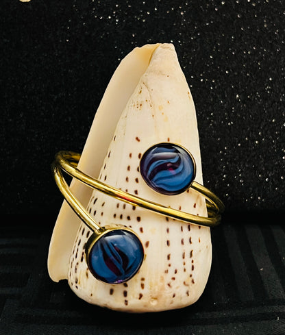 Double Spiral Bracelet w/Glass Pendanrt