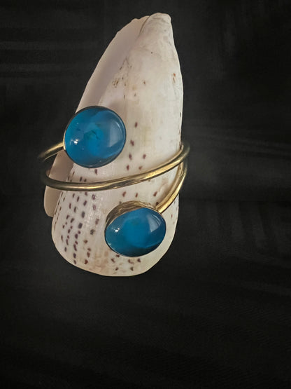 Double Spiral Bracelet w/Glass Pendanrt